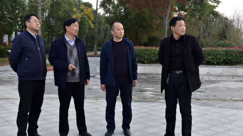 农场公司邀请国资委群工处三级调研员蓝宏斌指导文明创建