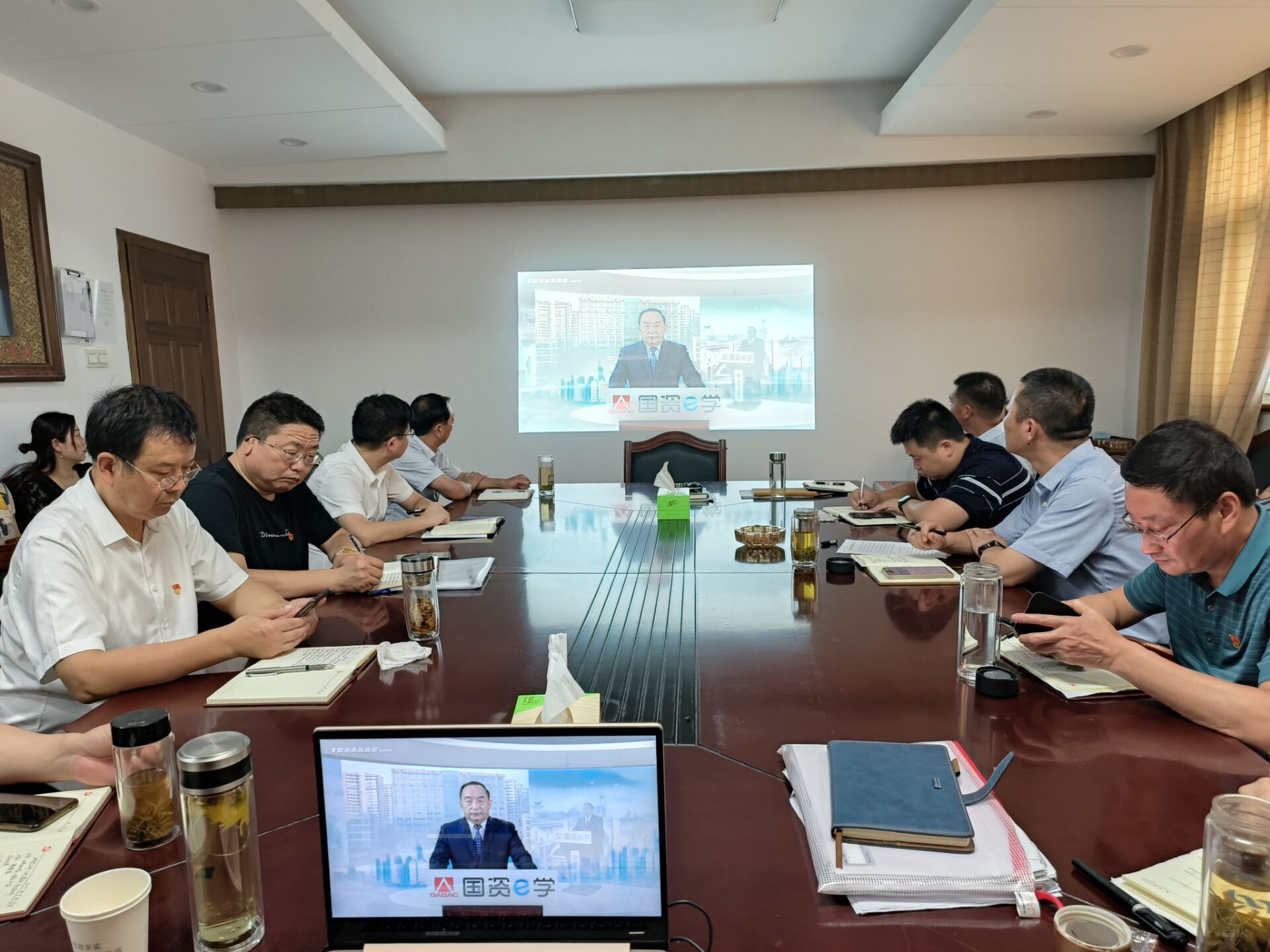 农场公司机关党支部开展集中学习活动